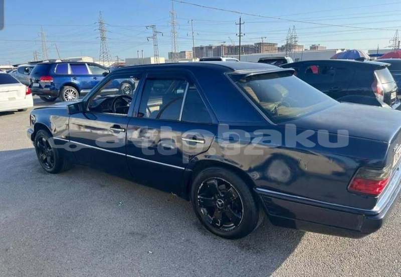 Big with watermark mercedes benz e class abseron baki 4960