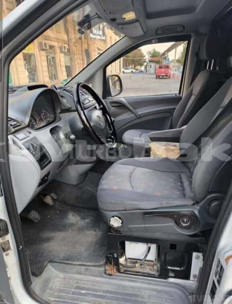 Big with watermark mercedes benz vito abseron baki 4962