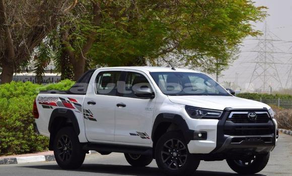 Buy Used Toyota Hilux White Car in Baki in Abseron Buy Used Toyota Hilux White Car in Baki in Abseron