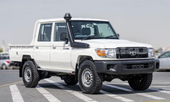 Buy Used Toyota Land Cruiser White Car in Baki in Abseron Buy Used Toyota Land Cruiser White Car in Baki in Abseron