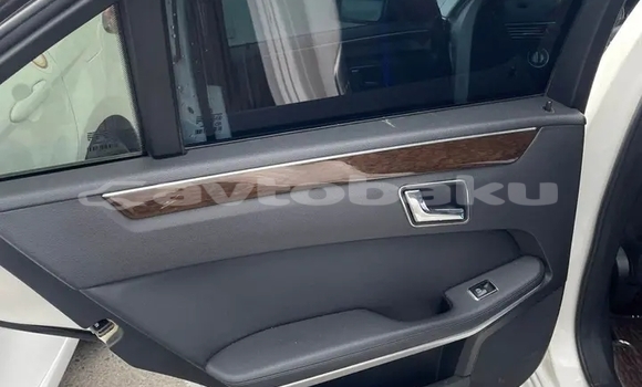 Buy Used Audi 920 White Car in Barda in Mil-Qarabax