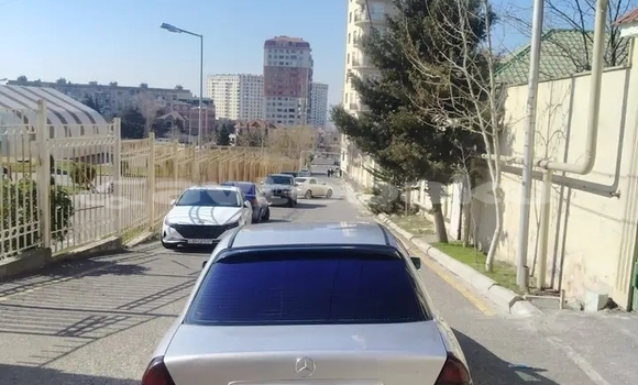 Buy Used Mercedes-Benz C–Class White Car in Ali Bayramli in Mugan-Salyan Buy Used Mercedes-Benz C–Class White Car in Ali Bayramli in Mugan-Salyan