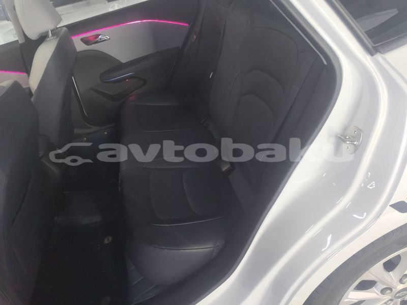 Big with watermark chevlolet spin abseron baki 4998