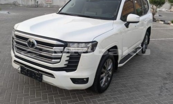 Buy Used Toyota Land Cruiser White Car in Baki in Abseron Buy Used Toyota Land Cruiser White Car in Baki in Abseron