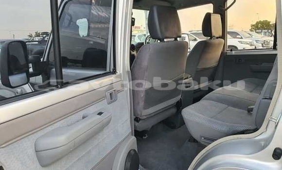 Buy Used Toyota Land Cruiser Silver Car in Astara in Lankaran Buy Used Toyota Land Cruiser Silver Car in Astara in Lankaran