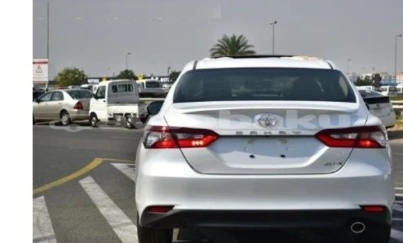 Buy Used Toyota Camry White Car in Baki in Abseron Buy Used Toyota Camry White Car in Baki in Abseron
