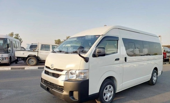 Buy Used Toyota Hiace White Car in Baki in Abseron
