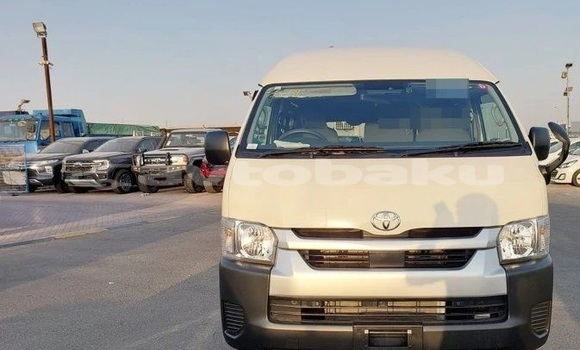Buy Used Toyota Hiace White Car in Baki in Abseron Buy Used Toyota Hiace White Car in Baki in Abseron