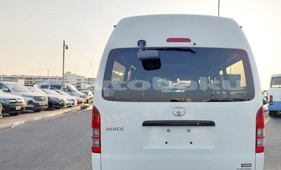Buy Used Toyota Hiace White Car in Baki in Abseron Buy Used Toyota Hiace White Car in Baki in Abseron