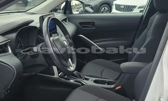 Buy Used Toyota Corolla Cross White Car in Baki in Abseron Buy Used Toyota Corolla Cross White Car in Baki in Abseron