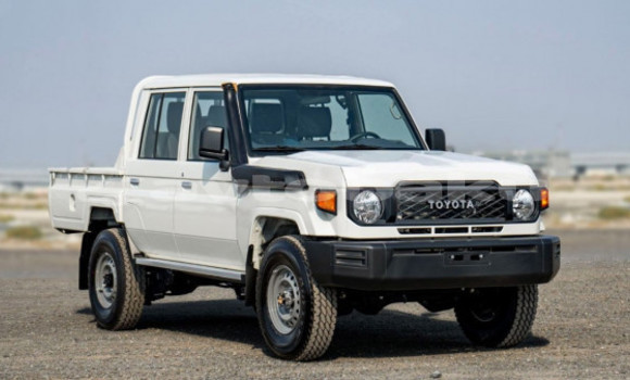 Buy Used Toyota Land Cruiser White Car in Baki in Abseron Buy Used Toyota Land Cruiser White Car in Baki in Abseron