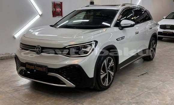 Buy Used Volkswagen Caddy White Car in Ali Bayramli in Mugan-Salyan