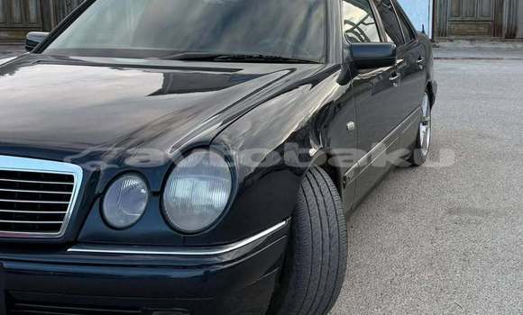 Buy Used Mercedes-Benz C–Class Black Car in Baki in Abseron