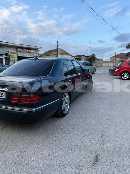 Big with watermark mercedes benz c class abseron baki 5097