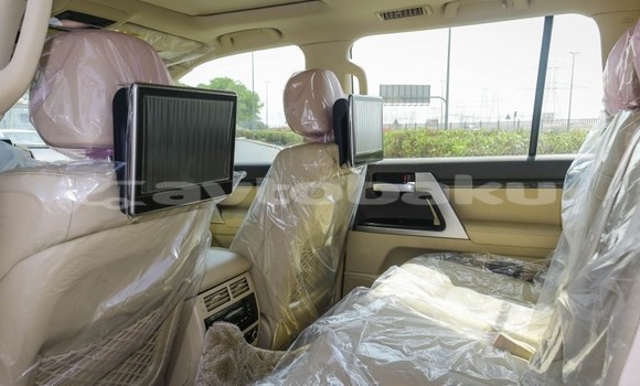 Buy Used Toyota Land Cruiser White Car in Baki in Abseron Buy Used Toyota Land Cruiser White Car in Baki in Abseron
