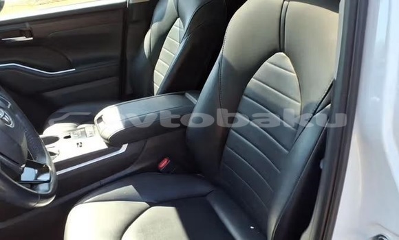 Buy Used Toyota Highlander White Car in Baki in Abseron Buy Used Toyota Highlander White Car in Baki in Abseron