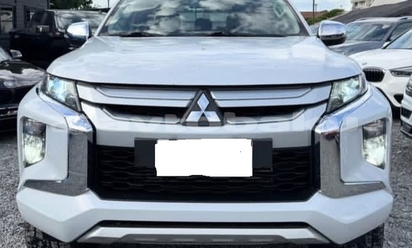 Buy Used Mitsubishi L200 White Car in Baki in Abseron Buy Used Mitsubishi L200 White Car in Baki in Abseron