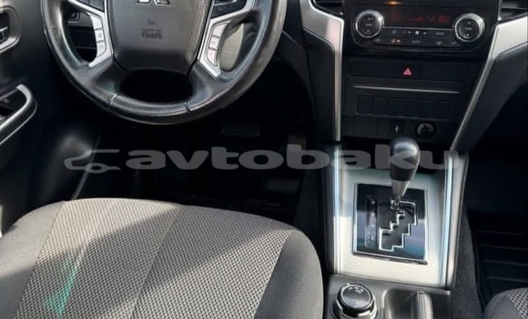 Buy Used Mitsubishi L200 White Car in Baki in Abseron Buy Used Mitsubishi L200 White Car in Baki in Abseron