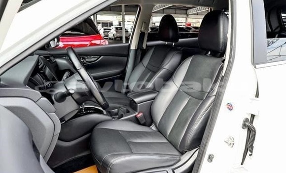 Buy Used Nissan X–Trail White Car in Baki in Abseron Buy Used Nissan X–Trail White Car in Baki in Abseron