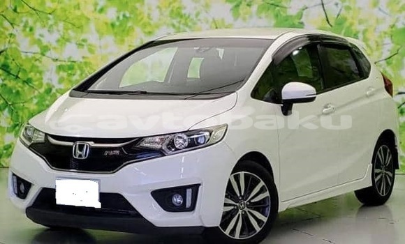 Buy Used Honda FIT White Car in Baki in Abseron