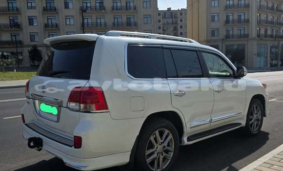 Buy Used Toyota Land Cruiser White Car in Agsu in Sirvan Buy Used Toyota Land Cruiser White Car in Agsu in Sirvan