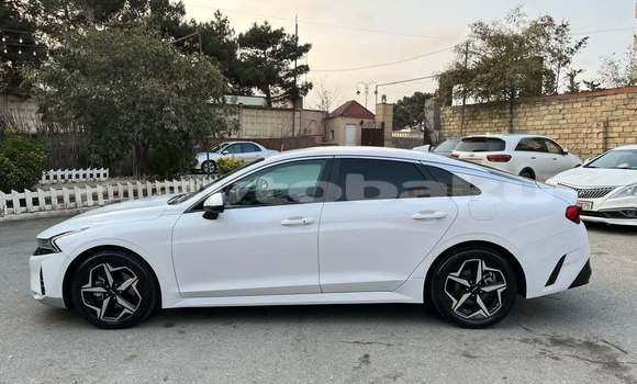 Buy Used Kia K5 White Car in Amircan in Saki Buy Used Kia K5 White Car in Amircan in Saki