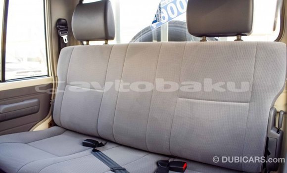 Buy Import Toyota Land Cruiser White Car in Import - Dubai in Abseron Buy Import Toyota Land Cruiser White Car in Import - Dubai in Abseron