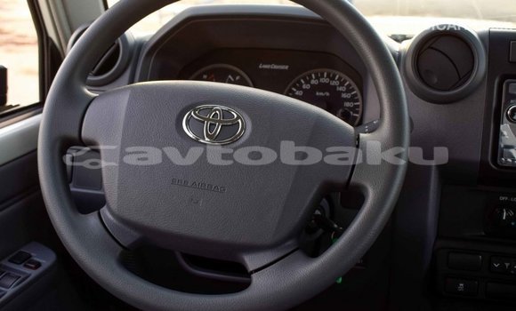 Buy Import Toyota Land Cruiser White Car in Import - Dubai in Abseron Buy Import Toyota Land Cruiser White Car in Import - Dubai in Abseron