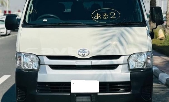 Buy Used Toyota Hiace White Car in Baki in Abseron Buy Used Toyota Hiace White Car in Baki in Abseron