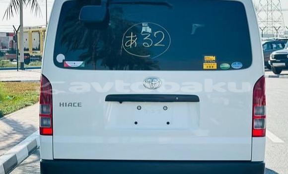 Buy Used Toyota Hiace White Car in Baki in Abseron Buy Used Toyota Hiace White Car in Baki in Abseron