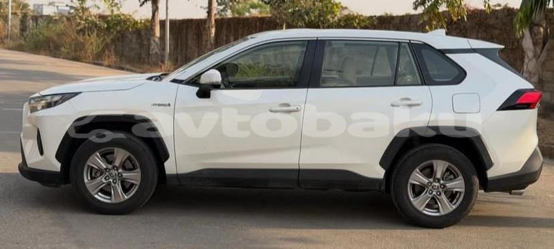 Big with watermark toyota rav4 abseron baki 5230