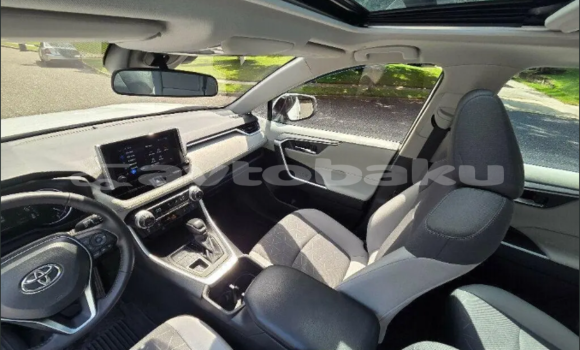 Buy Used Toyota RAV4 White Car in Agstafa in Qazax Buy Used Toyota RAV4 White Car in Agstafa in Qazax