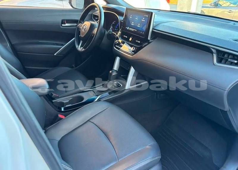 Big with watermark toyota corolla cross abseron baki 5263
