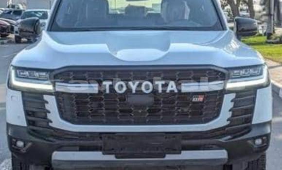 Buy Used Toyota Land Cruiser White Car in Baki in Abseron Buy Used Toyota Land Cruiser White Car in Baki in Abseron