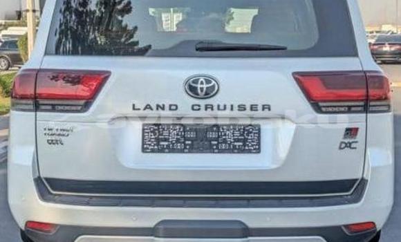 Buy Used Toyota Land Cruiser White Car in Baki in Abseron Buy Used Toyota Land Cruiser White Car in Baki in Abseron