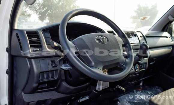 Buy Import Toyota Hiace White Car in Import - Dubai in Abseron Buy Import Toyota Hiace White Car in Import - Dubai in Abseron