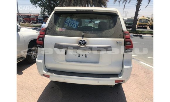 Buy Import Toyota Prado White Car in Import - Dubai in Abseron Buy Import Toyota Prado White Car in Import - Dubai in Abseron