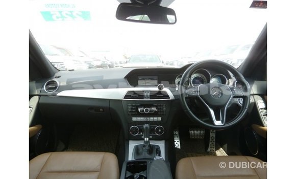 Buy Import Mercedes-Benz 190 Black Car in Import - Dubai in Abseron Buy Import Mercedes-Benz 190 Black Car in Import - Dubai in Abseron