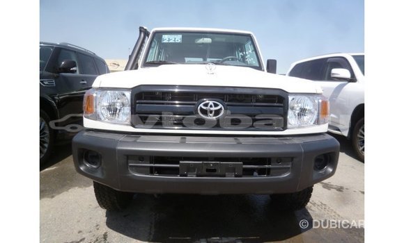 Buy Import Toyota Land Cruiser White Car in Import - Dubai in Abseron Buy Import Toyota Land Cruiser White Car in Import - Dubai in Abseron