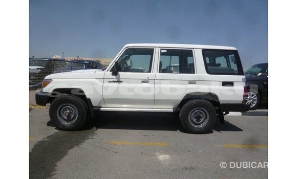 Buy Import Toyota Land Cruiser White Car in Import - Dubai in Abseron Buy Import Toyota Land Cruiser White Car in Import - Dubai in Abseron