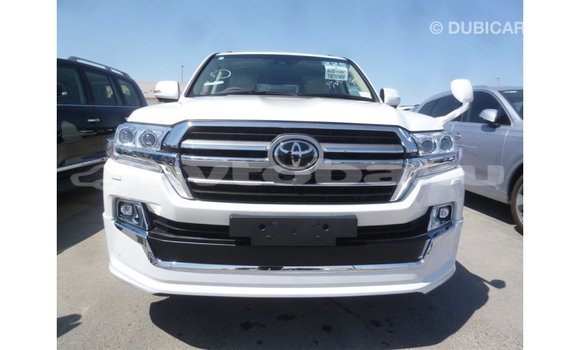Buy Import Toyota Land Cruiser White Car in Import - Dubai in Abseron Buy Import Toyota Land Cruiser White Car in Import - Dubai in Abseron
