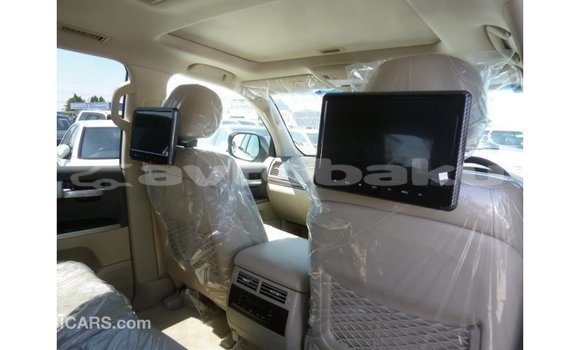 Buy Import Toyota Land Cruiser White Car in Import - Dubai in Abseron Buy Import Toyota Land Cruiser White Car in Import - Dubai in Abseron