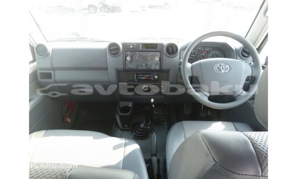 Buy Import Toyota Land Cruiser White Car in Import - Dubai in Abseron Buy Import Toyota Land Cruiser White Car in Import - Dubai in Abseron