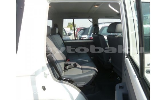 Buy Import Toyota Land Cruiser White Car in Import - Dubai in Abseron Buy Import Toyota Land Cruiser White Car in Import - Dubai in Abseron