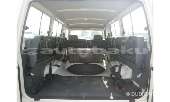 Buy Import Toyota Land Cruiser White Car in Import - Dubai in Abseron Buy Import Toyota Land Cruiser White Car in Import - Dubai in Abseron
