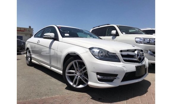 Buy Import Mercedes-Benz 190 White Car in Import - Dubai in Abseron Buy Import Mercedes-Benz 190 White Car in Import - Dubai in Abseron