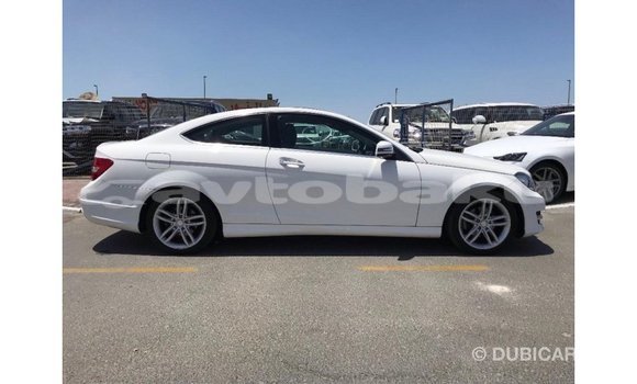 Buy Import Mercedes-Benz 190 White Car in Import - Dubai in Abseron Buy Import Mercedes-Benz 190 White Car in Import - Dubai in Abseron