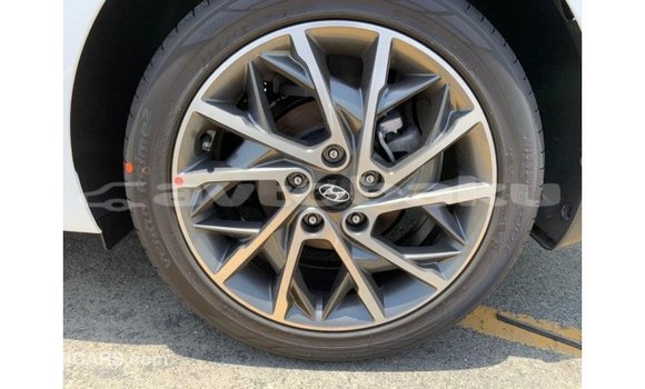 Buy Import Hyundai Elantra White Car in Import - Dubai in Abseron Buy Import Hyundai Elantra White Car in Import - Dubai in Abseron