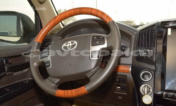 Buy Import Toyota Land Cruiser White Car in Import - Dubai in Abseron Buy Import Toyota Land Cruiser White Car in Import - Dubai in Abseron