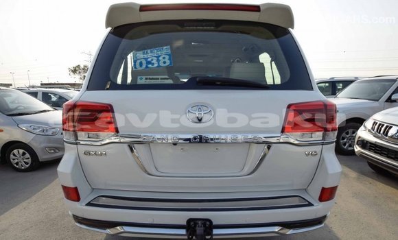 Buy Import Toyota Land Cruiser White Car in Import - Dubai in Abseron Buy Import Toyota Land Cruiser White Car in Import - Dubai in Abseron